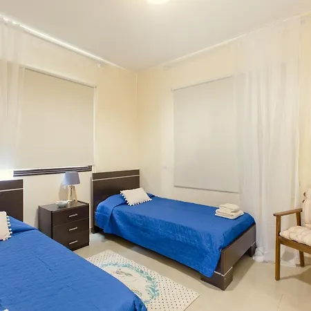 Appartamento Kyklades Flat Be001 Next To The Pool/walk To The Beach *
