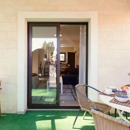 Kyklades Flat Be001 Next To The Pool/walk To The Beach Appartamento